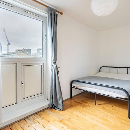 Spacious Room With City Skyline Views Close To London Eye Экстерьер фото